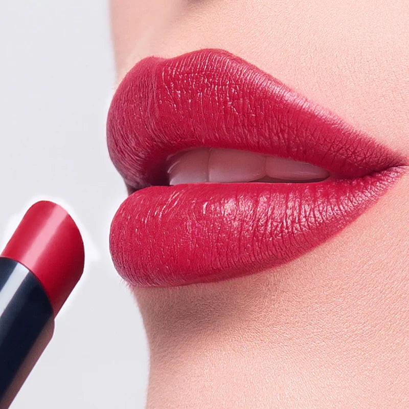 LABIAL EN BARRA SEMIMATE LIP BANG 2G AME
