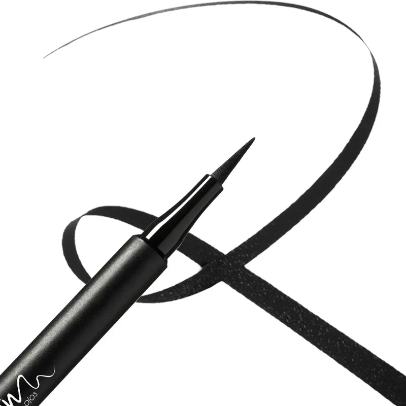 PLUMÓN DELINEADOR DE OJOS 1ML AME
